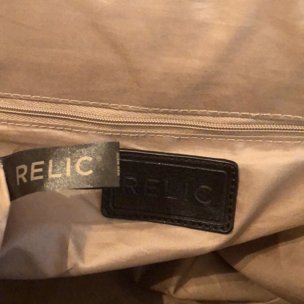 Relic - Picture 2 of 8